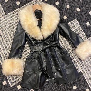 AMAZING VINTAGE 1970s COAT